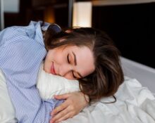understanding-dreams-freud-jung-and-the-neuroscience-of-rem-sleep