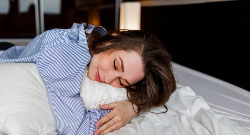 understanding-dreams-freud-jung-and-the-neuroscience-of-rem-sleep